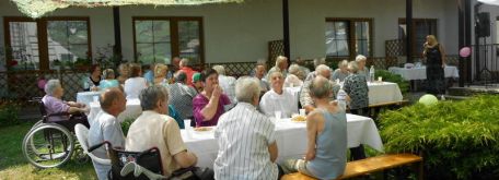 Priateľské posedenie o živote obyvateľov - 04-dscn0368
