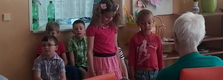 Vystúpenie detí z mš bzince pod javorinou - 13113139_1121275391237056_99678887_o