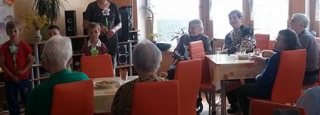 Vystúpenie detí z mš bzince pod javorinou - 13161264_1121275447903717_1446527349_o