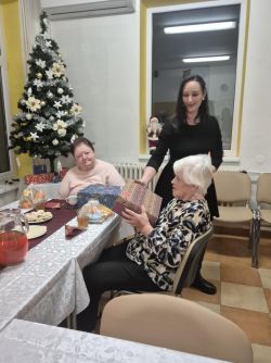 Vianoce 2024 - 6f6be560-01b2-4b26-a578-f2c179f80421